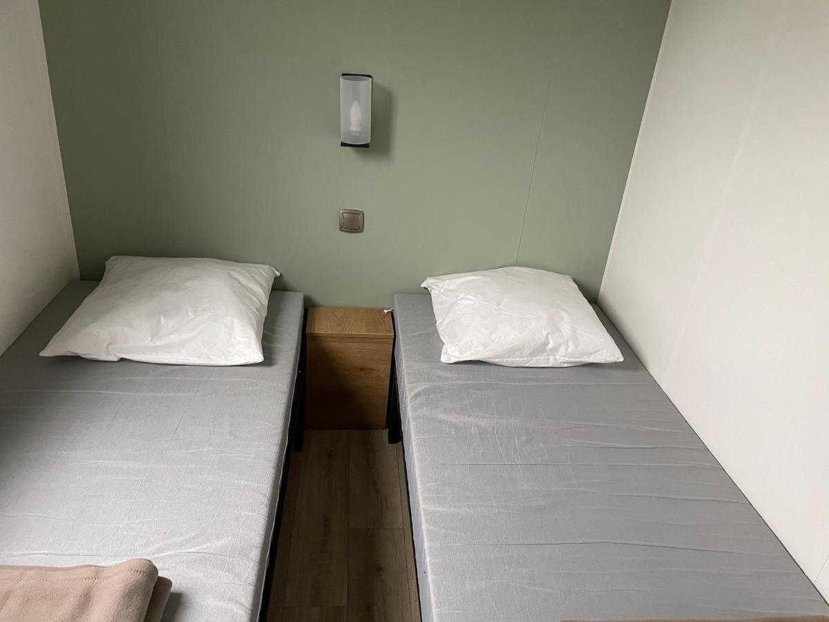Mobilhome Tout Confort R10 Domaine De Lanniron Quimper Exterior foto